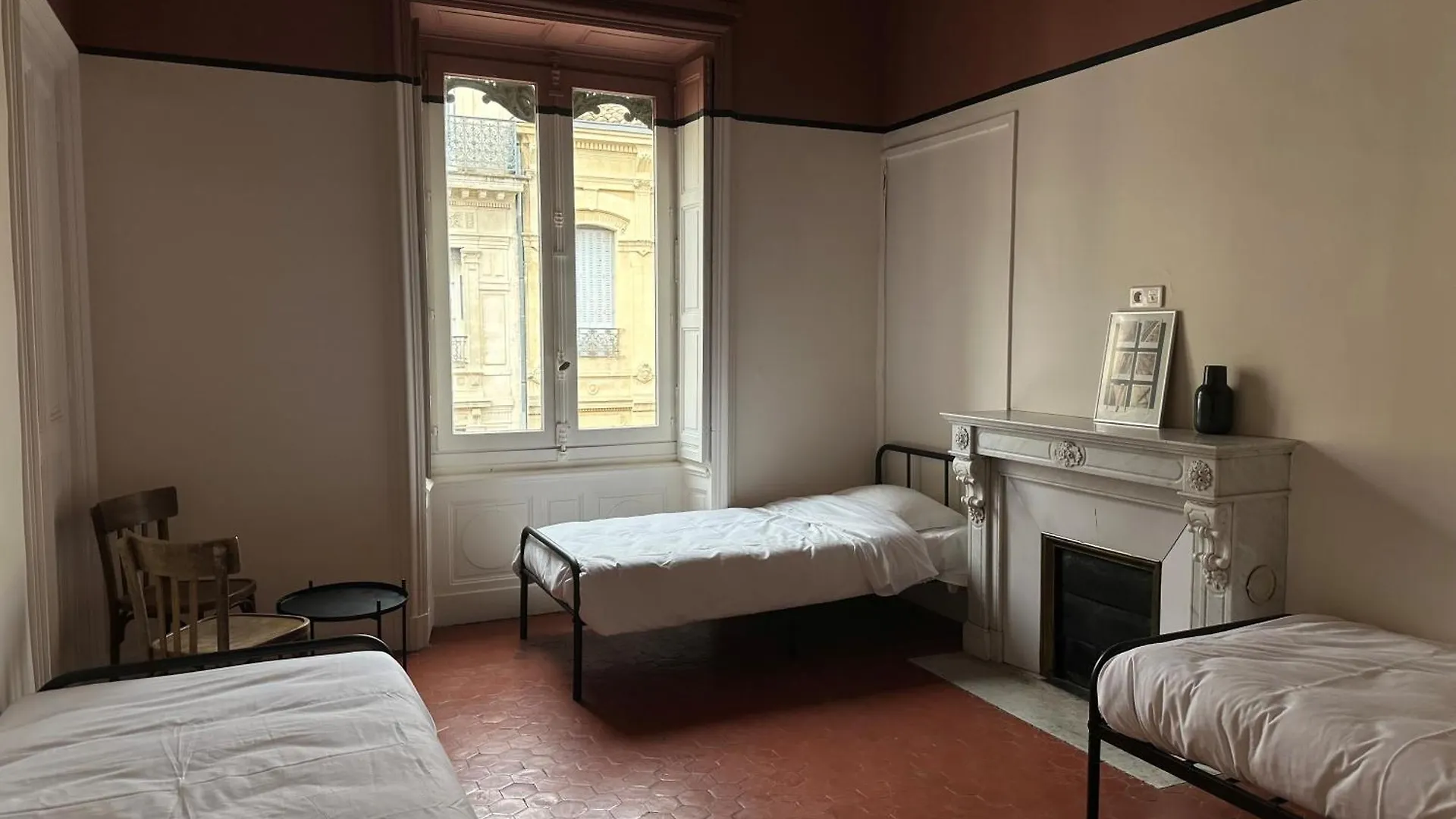 Hotel Auberge De Jeunesse Hi Avignon France